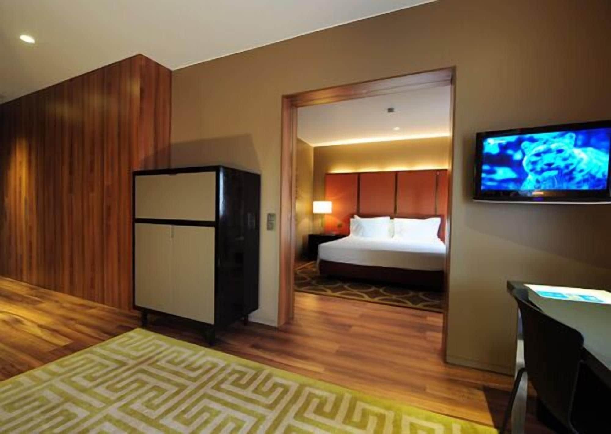 Hotel De Guimaraes Business & Spa Εξωτερικό φωτογραφία