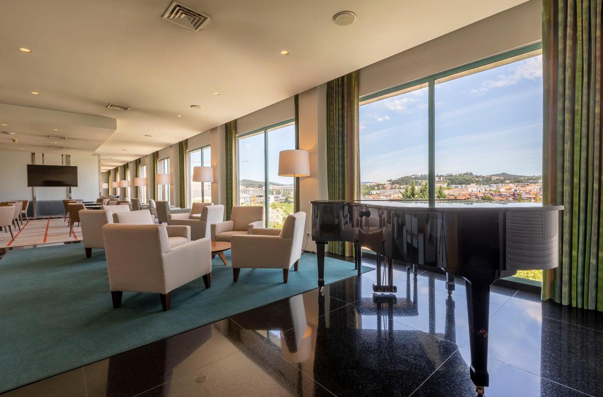 Hotel De Guimaraes Business & Spa Εξωτερικό φωτογραφία