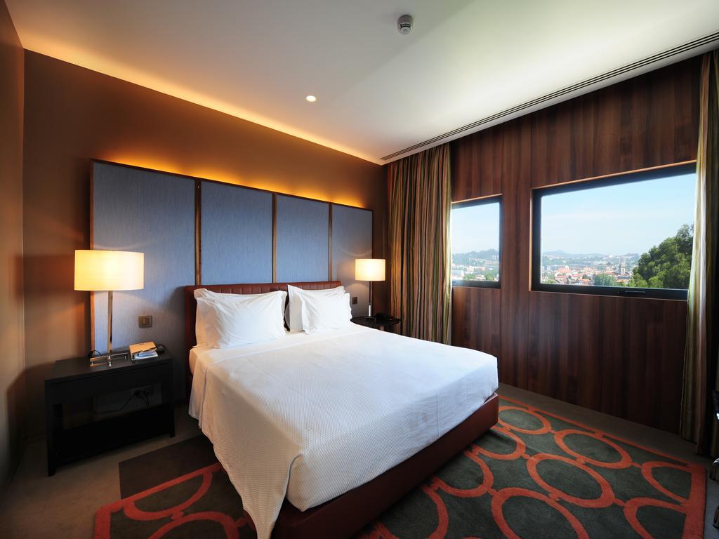 Hotel De Guimaraes Business & Spa Εξωτερικό φωτογραφία